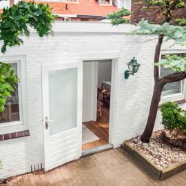 Cozy Bungalow for 2 Zandvoort, hotel in Zandvoort