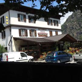 Albergo Bar Brenve, hotel em Issogne