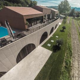 Fana Estate, hotelli kohteessa Dobrovo