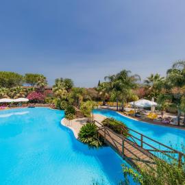 Oleandri Resort Paestum, хотел в Паестум