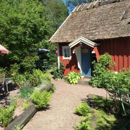 Malistorpets Rosor Bed & Kitchen, hotell i Varberg