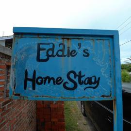 Eddie's Homestay, hotel u gradu Lhonga