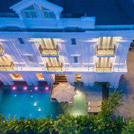 Hoi An Canal House Riverside By Haviland