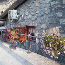 Apartman Sofranac, hotel in Rijeka Crnojevića