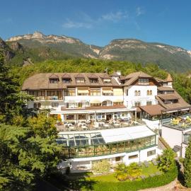 Hotel Lambrechtshof, hotel v destinácii Appiano sulla Strada del Vino