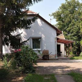 Borostyán 20 Vendégház, ξενοδοχείο σε Sarospatak