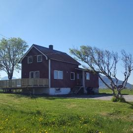 Grimsøy Lofoten House, khách sạn ở Saupstad