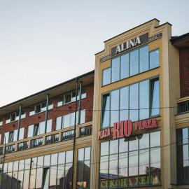 Alina Hotel & Hostel, готель в Ужгороді