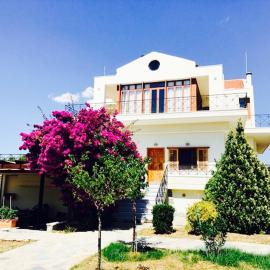 Loutraki Seaview loft