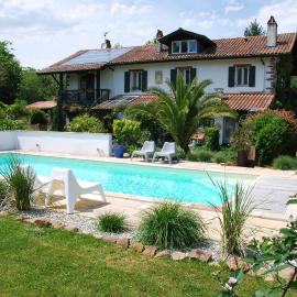 Maison Aretxola, hotel sa Sare