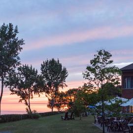 L'Auberge Du Lac St-Pierre: Trois-Rivières şehrinde bir otel