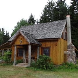 Dworek Telimena, hotel u gradu Smolniki