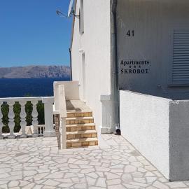 Apartments Škrobot