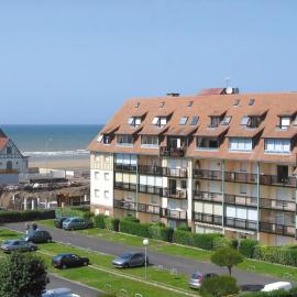 Lagrange Vacances Les Résidences à Villers-sur-Mer, hotel in Villers-sur-Mer