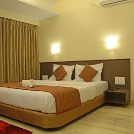 Hotel GreenLand-Elegant, хотел в Колхапур