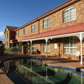 Australian Heritage Motor Inn