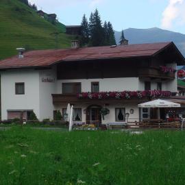 Junser Gasthausl, hotel u gradu 'Tux'