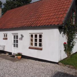Bjældskovgaard Holiday House, hotell i Funder Kirkeby