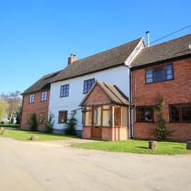 Three Ways Farmhouse B&B, hotel in Stratford-upon-Avon