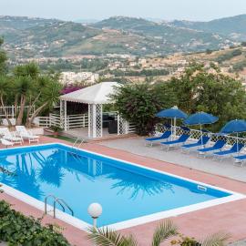 Villa Milena Apartments & Rooms