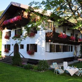 Haus Thurner – hotel w mieście Obsteig