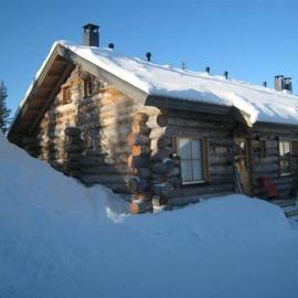 Lost Inn Cabins, готель у місті Екясломполо