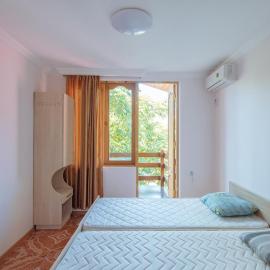 Hotel Forest Fairy، فندق في شيخفيتيلي