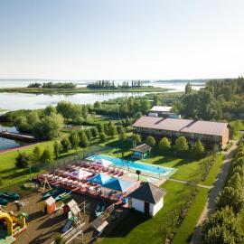 Bereg holiday park، فندق في Svetlogorskoye