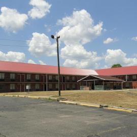 Red Carpet Inn (formerly Royal Inn), hotel u gradu Tere Hout