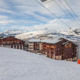 Residence La Marelle et Le Rami - maeva Home, hotell i Les Coches