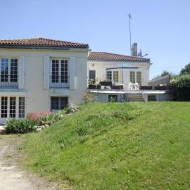 Villa Chanterelle، فندق في Échillais
