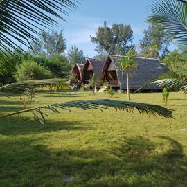 Sasak Island Bungalows, hotel in Gili Meno