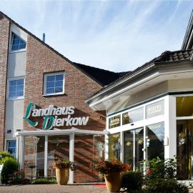 Hotel Landhaus Dierkow: Rostock şehrinde bir otel