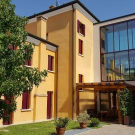 UNAHOTELS Eco Hotel Villa Costanza Venezia、メストレのホテル