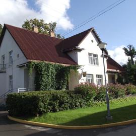 Kalna Ligzda, viešbutis Smiltenėje