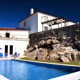 Solar dos Caldeira e Bourbon โรงแรมในZebras