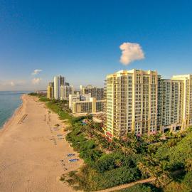 Oceanfront Palm Beach Resort & Spa Singer Island、リビエラ・ビーチのホテル