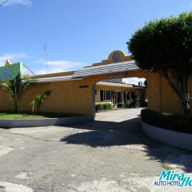 Autohotel Miraflores, hotell i Boca del Río