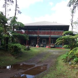 Aloha Crater Lodge，沃爾卡諾的飯店