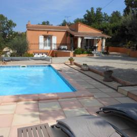 La villa Sam, hotel v destinácii Vidauban