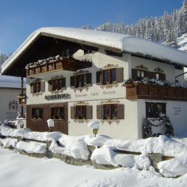 Pension Hartenfels: Lech am Arlberg'de bir otel