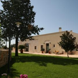 Masseria Gravelle, מלון בטורי