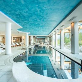 Hotel Alpenrose Wellness, hotelli kohteessa Vattaro