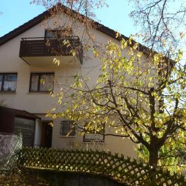 Villa Goncalves, Komplette Wohnung mit Parkplatz und Wallbox vor der Tür, hotel u gradu 'Calw'
