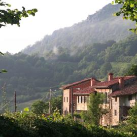 Albergue Les Xendes. Parque de Redes, hotel v destinaci Caso
