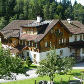 Reiters-Ferienhaus, hotel in Russbach am Pass Gschütt