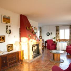 Las Candelas, готель у місті Casas de los Pinos