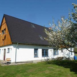 Ferienhaus Villa Apfelbaum, hotel in Krien