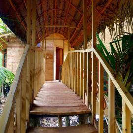 Seasons Four Eco Treehouse-Jungle View, Breakfast & Walk to Beach