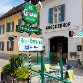 Landhotel Groggerhof، فندق في Obdach